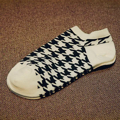 CAT Warm comfortable cotton bamboo fiber girl women's socks ankle low female invisible  color girl boy hosier 1pair=2pcs WS66