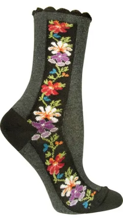 Charcoal Nordic Stripe Socks (Women's)